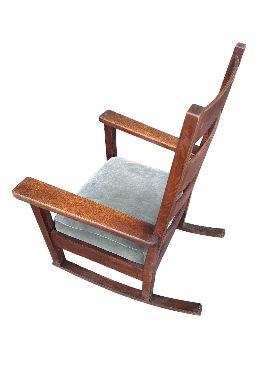 Antique Stickley Grand Rapids Quaint Furniture Mission Oak Rocking Chair With New Mohair Seat Upholstery - Thumbnail 5