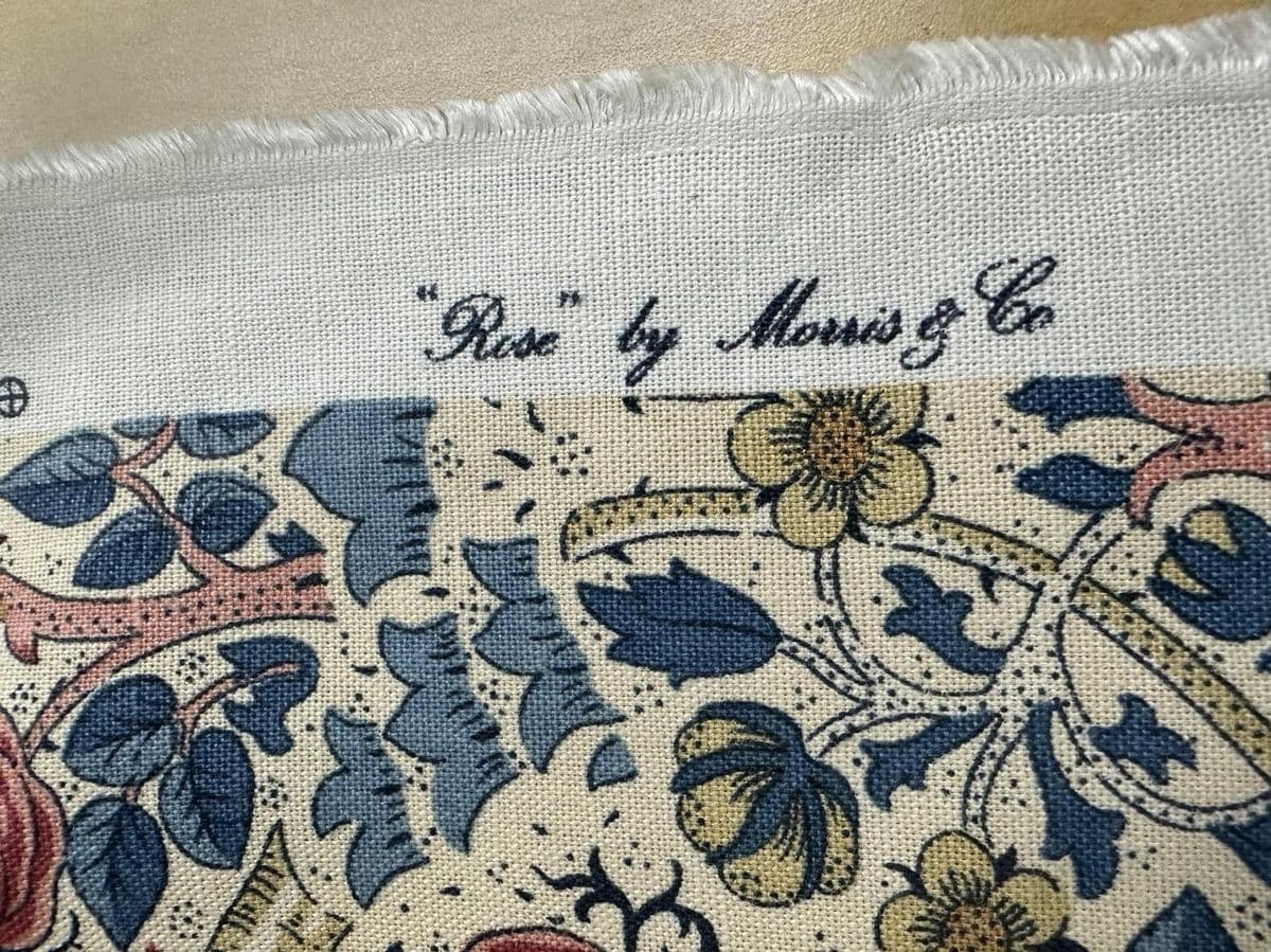 Faux Bois Dining Table and Four Chairs by Andre Originals With New William Morris 'Rose' Linen Upholstery - Vintage Late 20th Century - Thumbnail 8