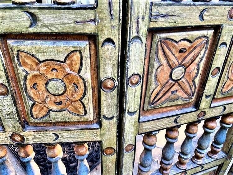 Extraordinary Antique Painted 18th Century Spanish Colonial Room Divider From Mexico - Thumbnail 3