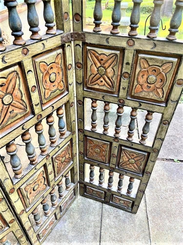 Extraordinary Antique Painted 18th Century Spanish Colonial Room Divider From Mexico - Thumbnail 9