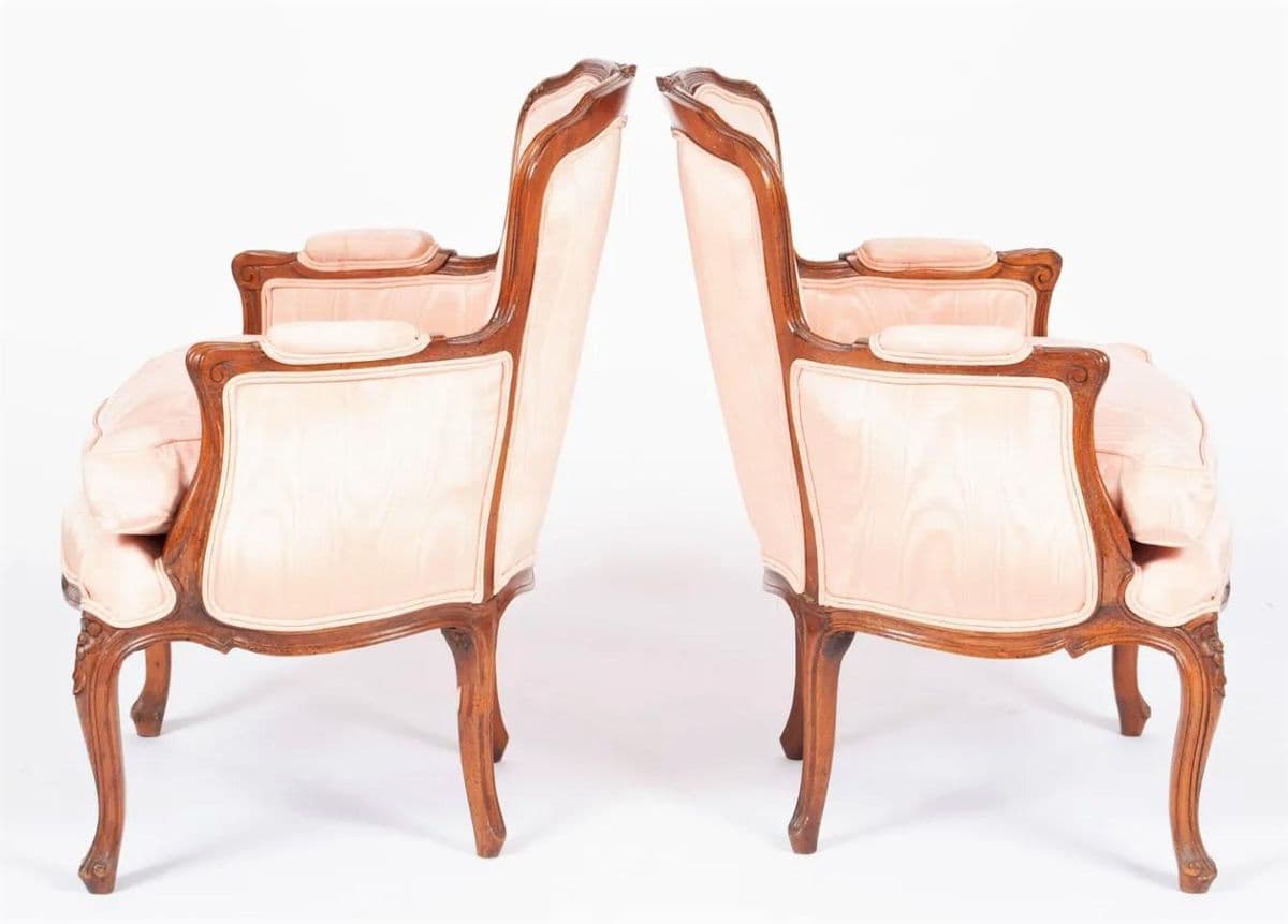 Pair of Antique Louis XV French Children's Bergere Chairs in Walnut and Pink Watered Silk - Provenance Adolphus Busch Heirs - Early 20th Century - Thumbnail 5