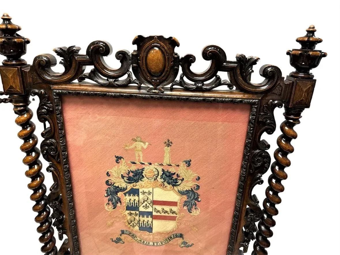 Antique Large Spanish Baroque Style Fire Screen in Carved Walnut and Needlepoint - Late 19th Century - Thumbnail 4