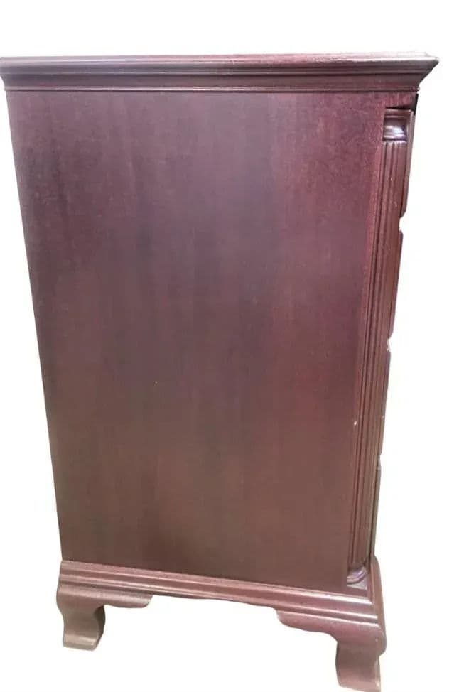 Kindel Grand Rapids Furniture Vintage Solid Mahogany Georgian Dresser - Late 20th Century - Thumbnail 6