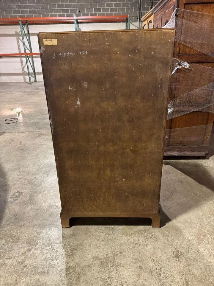 Henredon Vintage Georgian Walnut Tall 9-Drawer Dresser - Circa 1970s - Thumbnail 6