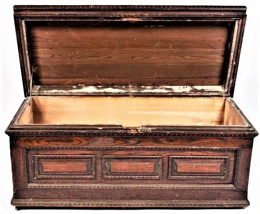 18th Century Antique Georgian Oak Coffer - Thumbnail 3