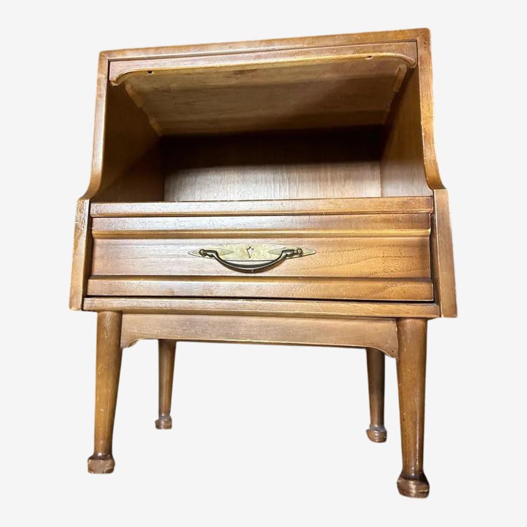 American of Martinsville Nightstand - Image 1