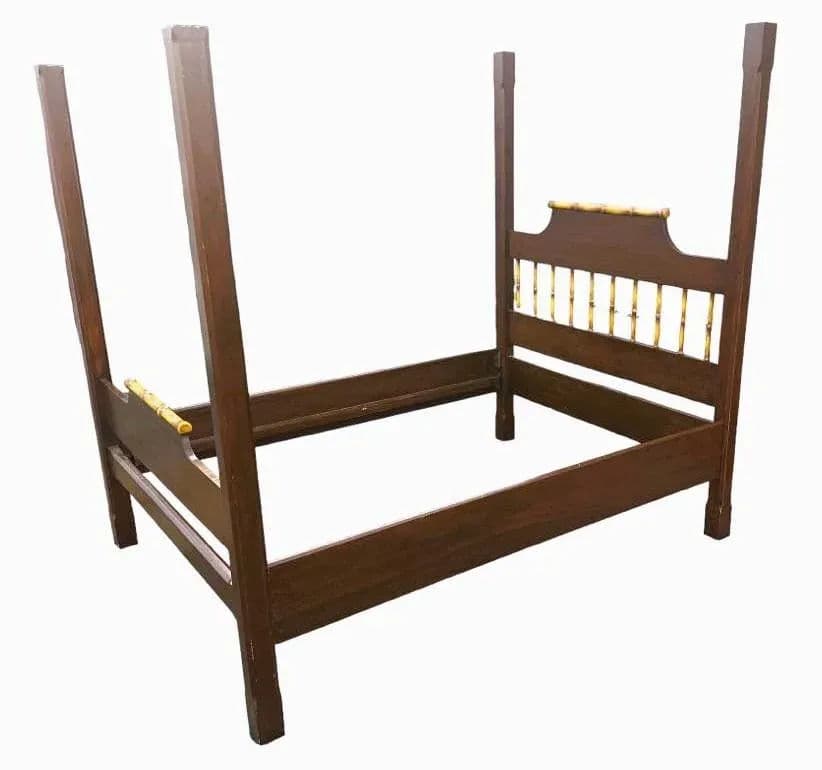 Chinoiserie Solid Teak and Faux Bamboo Queen Size Bedframe - Circa 1940 - Thumbnail 6