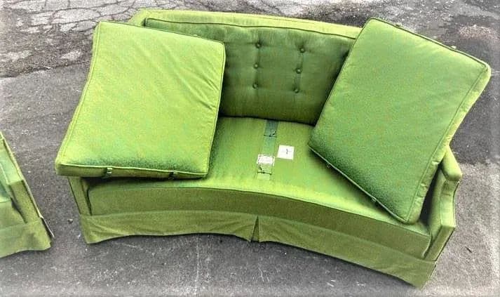 Baker Furniture Hollywood Regency Sofas Dated 1963 With Original Emerald Upholstery - a Pair - Thumbnail 8