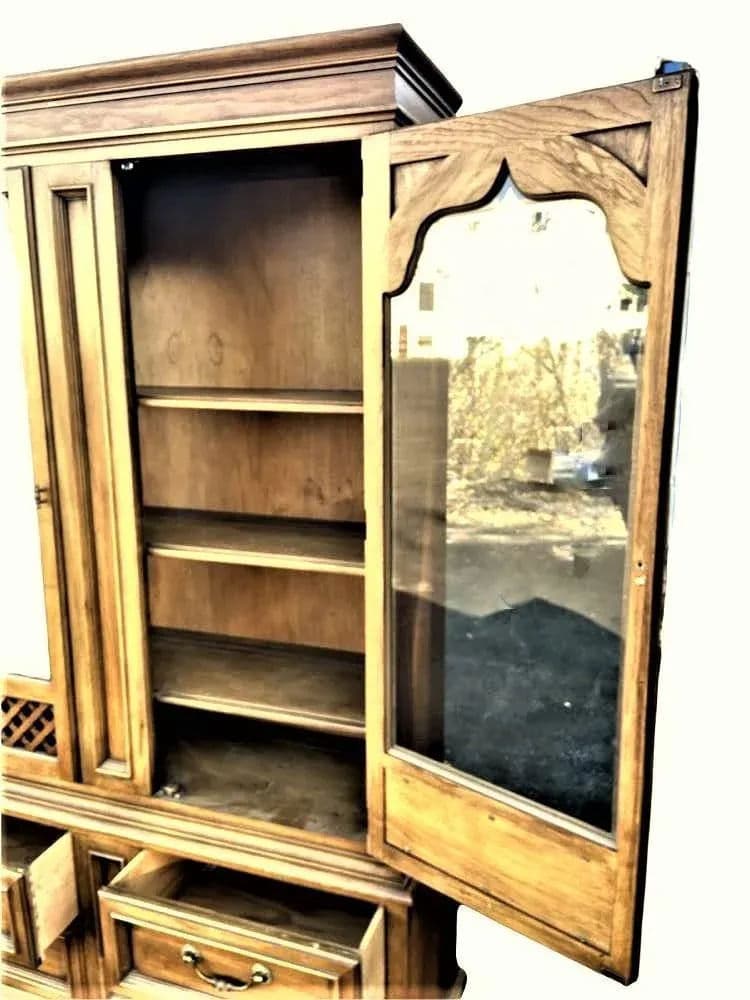 Jim Peed Drexel Moorish Spanish Revival Esperanto Collection Pecan Wood China Cabinet - Made in 1964 - Thumbnail 5