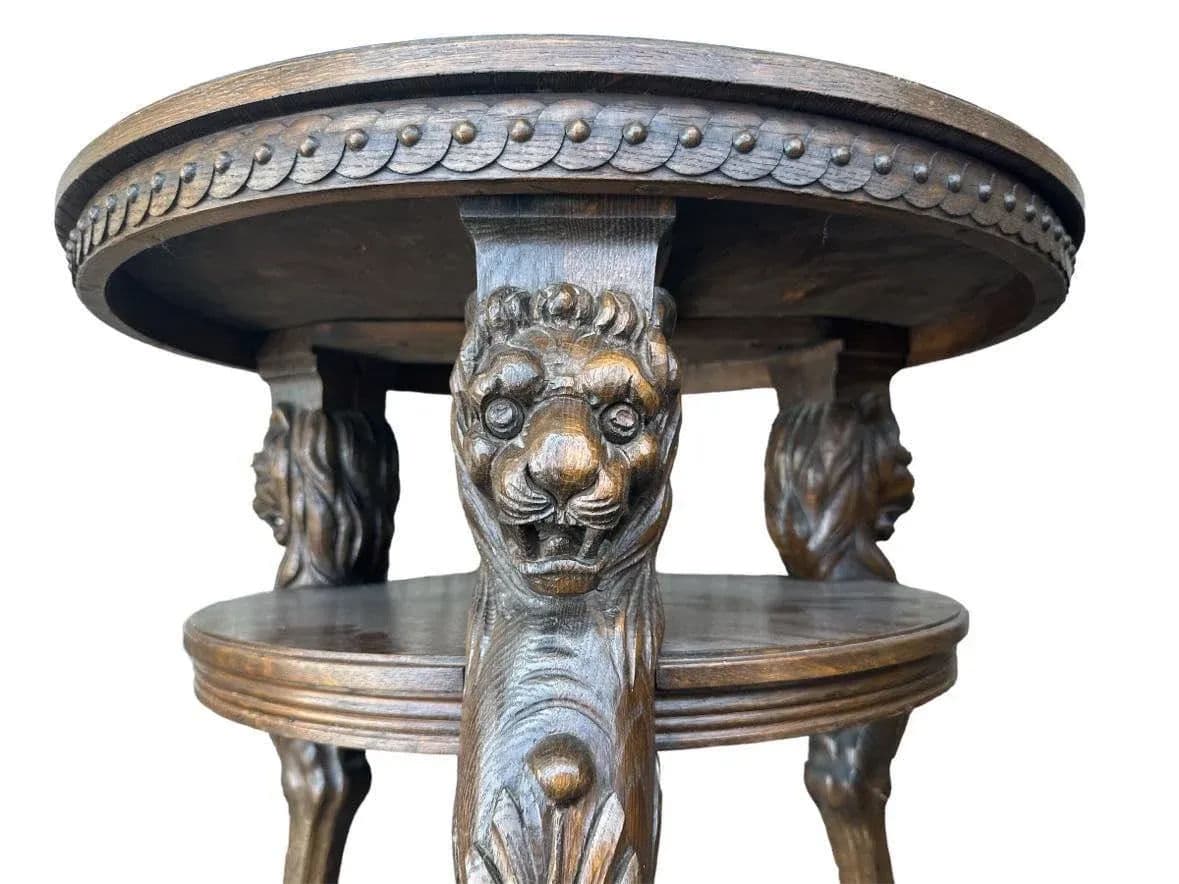 Renaissance Revival German Carved Oak Accent Table From Lichterfelde in Fin De Siècle Berlin - Thumbnail 3