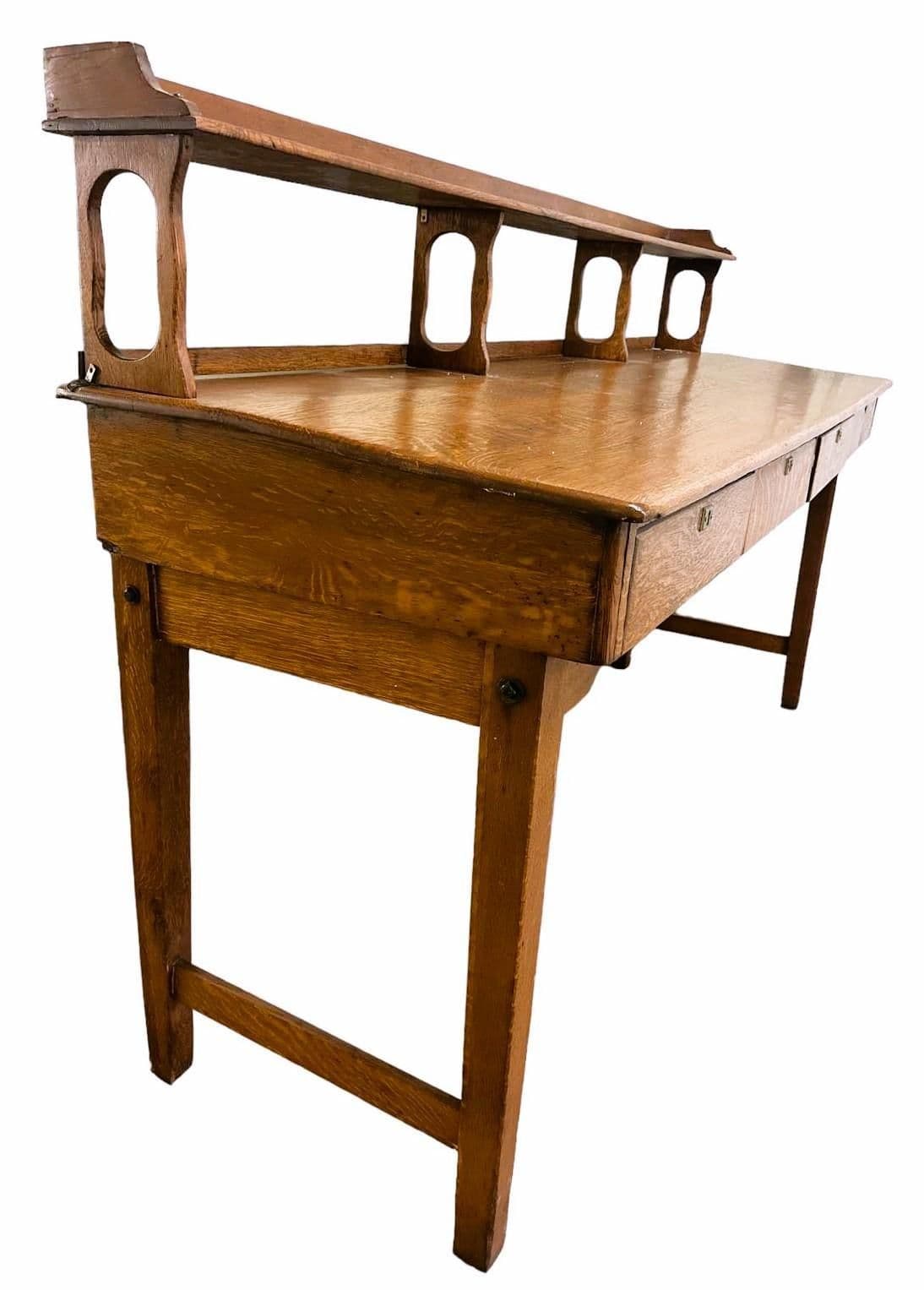 Monumental Antique Arts and Crafts Quarter Sawn Oak Railroad Ticket Counter 8 Feet Wide and 5 Feet Tall - Circa 1900 - Thumbnail 3