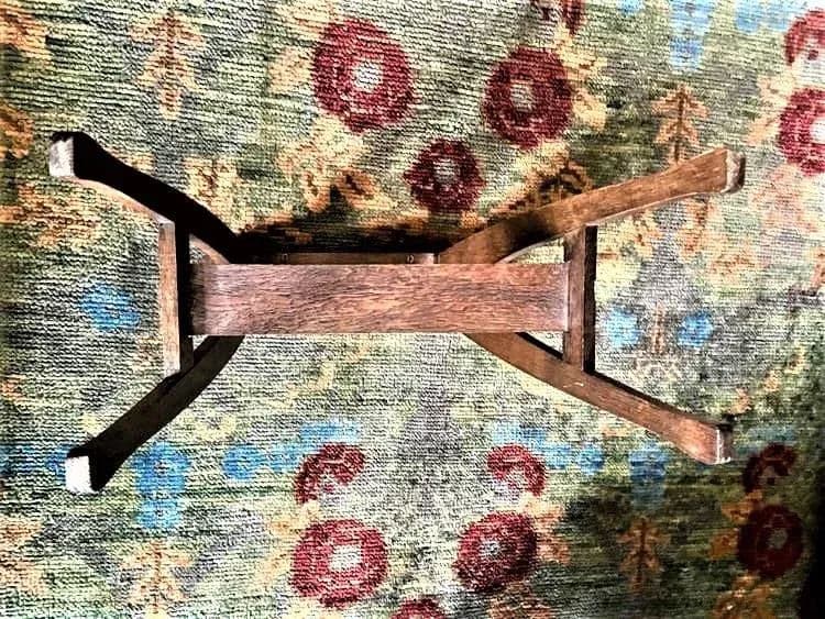 1920s Viennese Quarter Sawn Oak Foot Rest for a Home or Shoe Store - Thumbnail 5