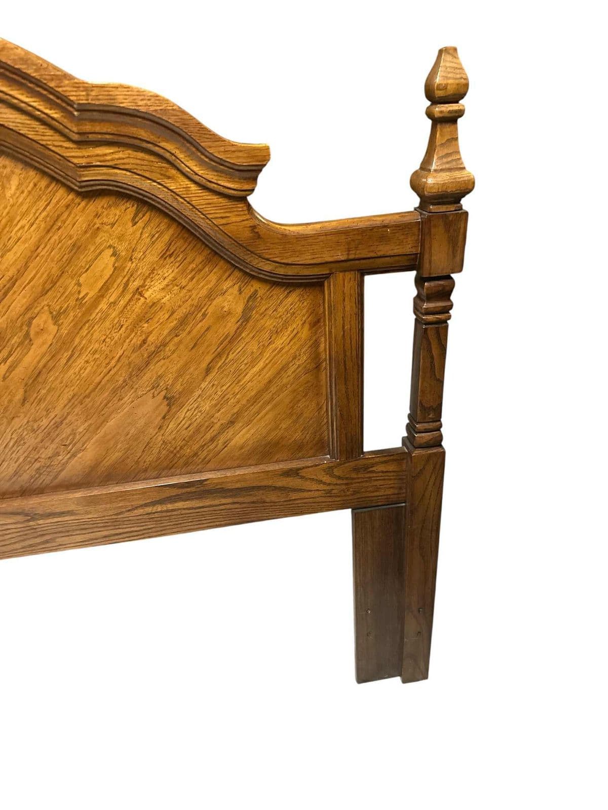 Queen Size Dixie Furniture Solid Oak French Provincial Headboard - Vintage Circa 1970 - Thumbnail 4