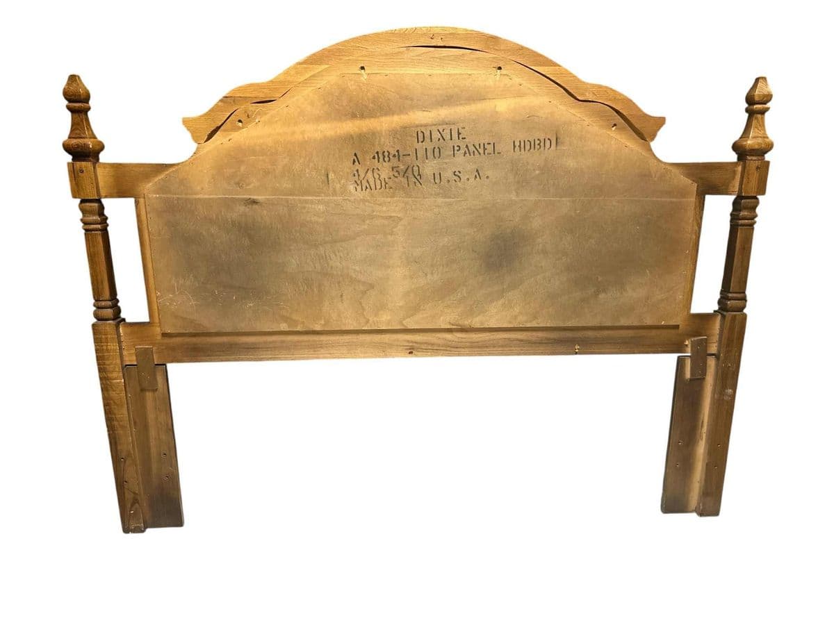Queen Size Dixie Furniture Solid Oak French Provincial Headboard - Vintage Circa 1970 - Thumbnail 5