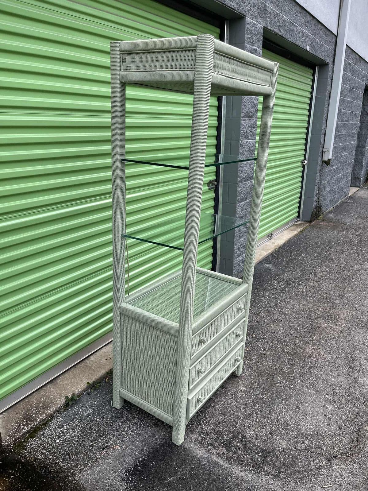 Henry Link Lexington Coastal Wicker Étagère 1980s - Newly Painted in Sage - Thumbnail 4