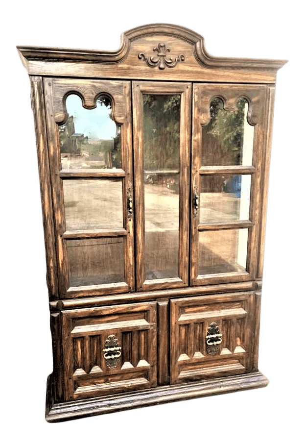 Vintage 1960s Keller Furniture Spanish Revival Solid Oak China Cabinet - Thumbnail 11