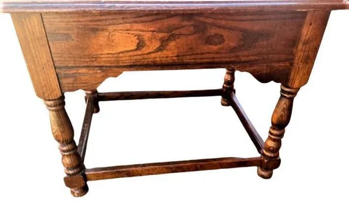 Solid Oak Hammary End Table or Nightstand With Spanish Revival Details - Mid 20th Century - Thumbnail 4