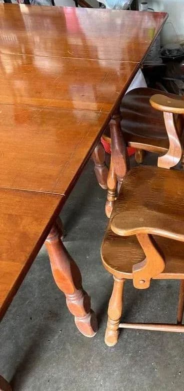 Betty Draper 'Mad Men' Maple Breakfast Table by Willett Furniture - Mid 20th Century - Thumbnail 4