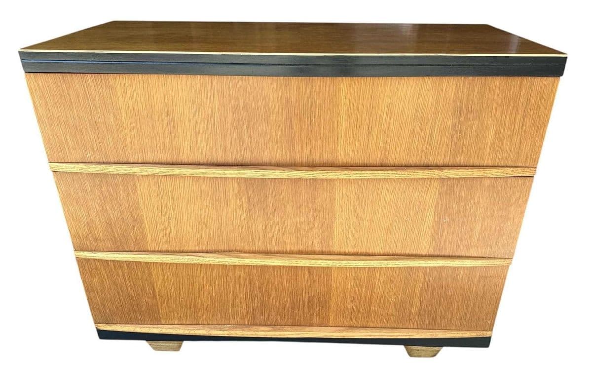 Harmony House Oak Mid Century Chest of Drawers - Dovetailed - Circa 1960 - Thumbnail 3