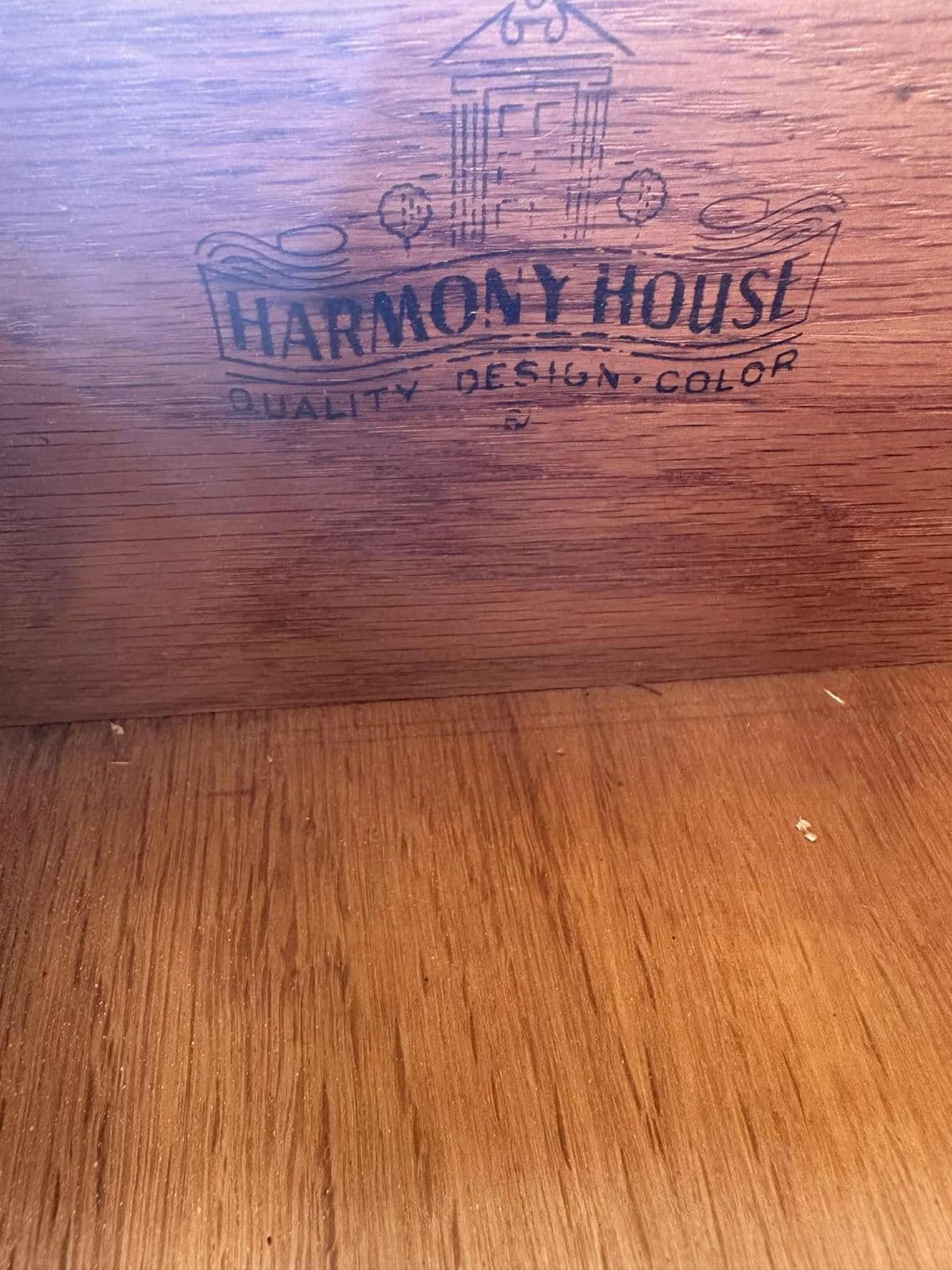 Harmony House Oak Mid Century Chest of Drawers - Dovetailed - Circa 1960 - Thumbnail 6