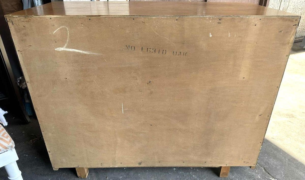 Harmony House Oak Mid Century Chest of Drawers - Dovetailed - Circa 1960 - Thumbnail 7