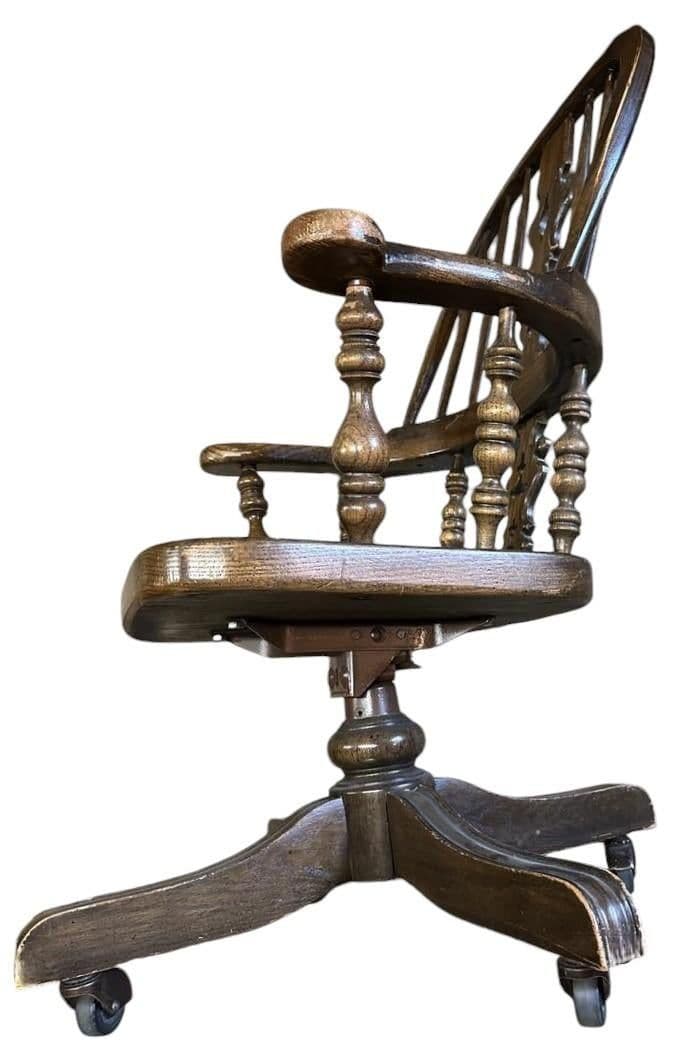 Vintage Ethan Allen Solid Oak Executive Swivel Desk Chair, Late 20th Century - Thumbnail 3