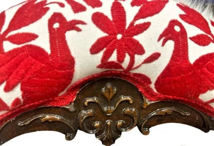 Antique Louis XV Vanity Bench With New Otomi Embroidery, Sheepskin and Leather Upholstery - Thumbnail 3