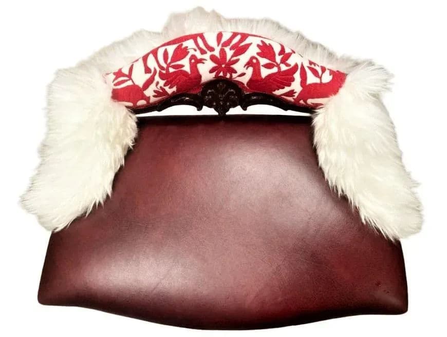 Antique Louis XV Vanity Bench With New Otomi Embroidery, Sheepskin and Leather Upholstery - Thumbnail 6