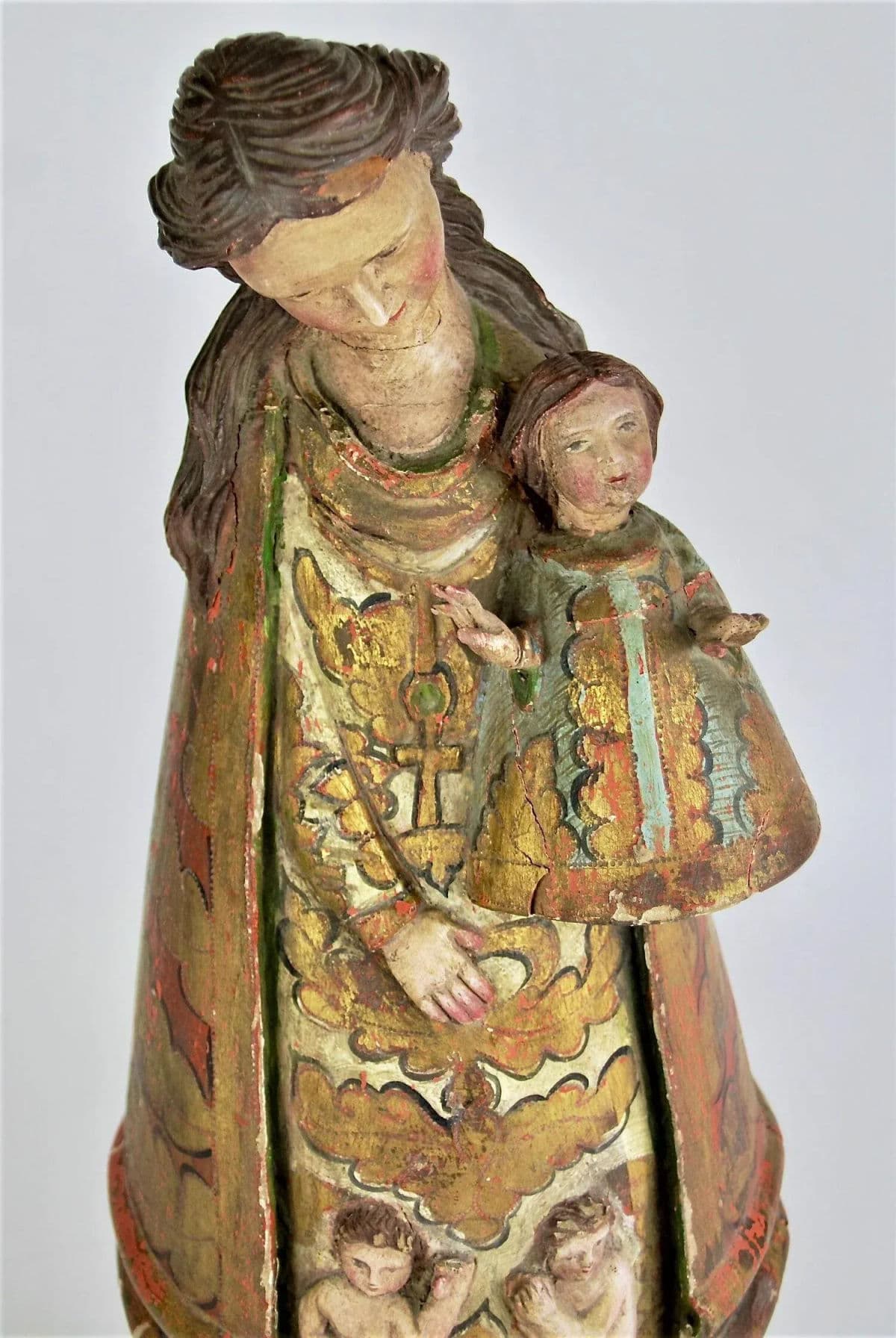 17th Century "Nuestra Señora De Los Desamparados" Wood and Polychrome Image of Valencian Patroness - Thumbnail 9