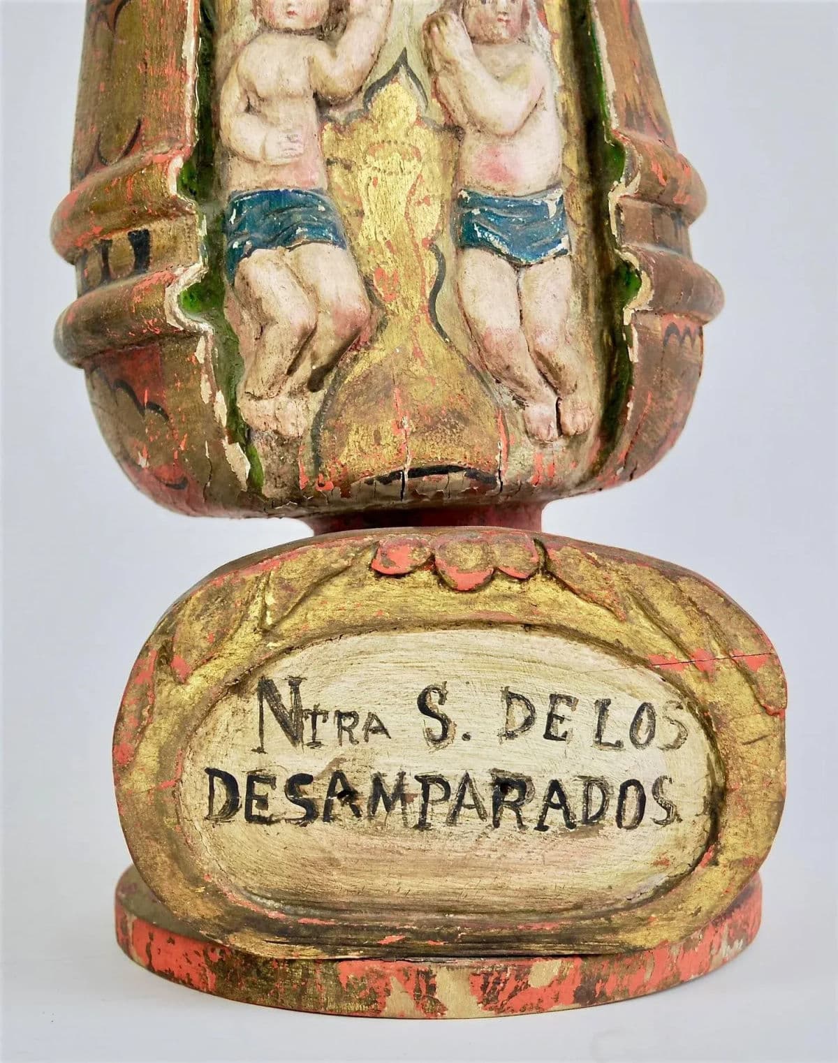17th Century "Nuestra Señora De Los Desamparados" Wood and Polychrome Image of Valencian Patroness - Thumbnail 8
