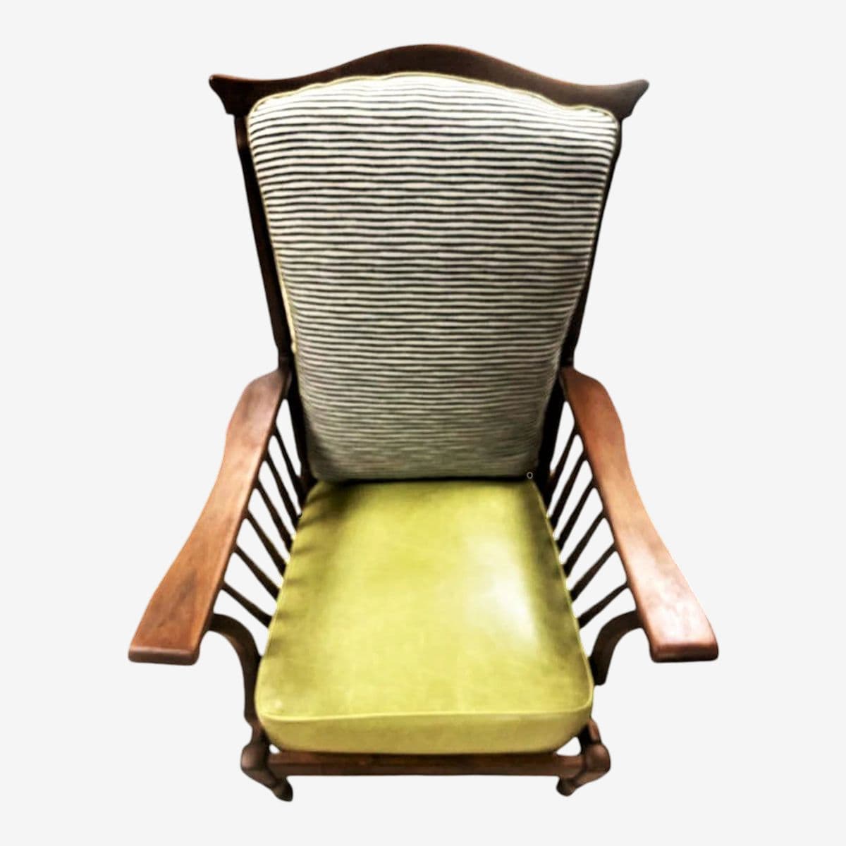 Stickley Brothers Signed Antique Maple Windsor Chair With Seat and Back Cushions - Grand Rapids - 1920s - Image 1