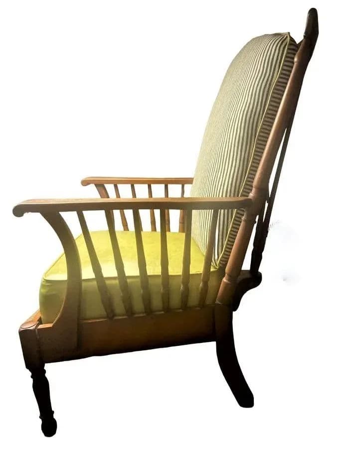 Stickley Brothers Signed Antique Maple Windsor Chair With Seat and Back Cushions - Grand Rapids - 1920s - Thumbnail 12