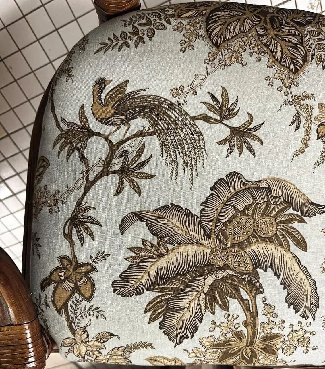 Pair of Vintage Bernhardt Rattan Chairs With New Schumacher Linen ‘Coconut Grove’ Seat Upholstery - Thumbnail 8