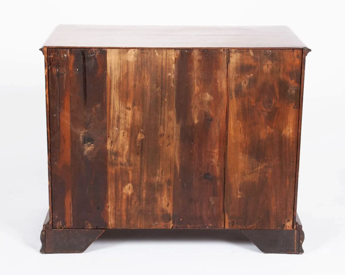 Late 18th Century George III Mahogany Chest of Drawers - Thumbnail 6