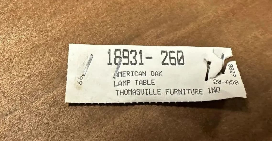 Vintage Thomasville Solid Oak Queen Anne Lamp Table - Late 20th Century - Thumbnail 7