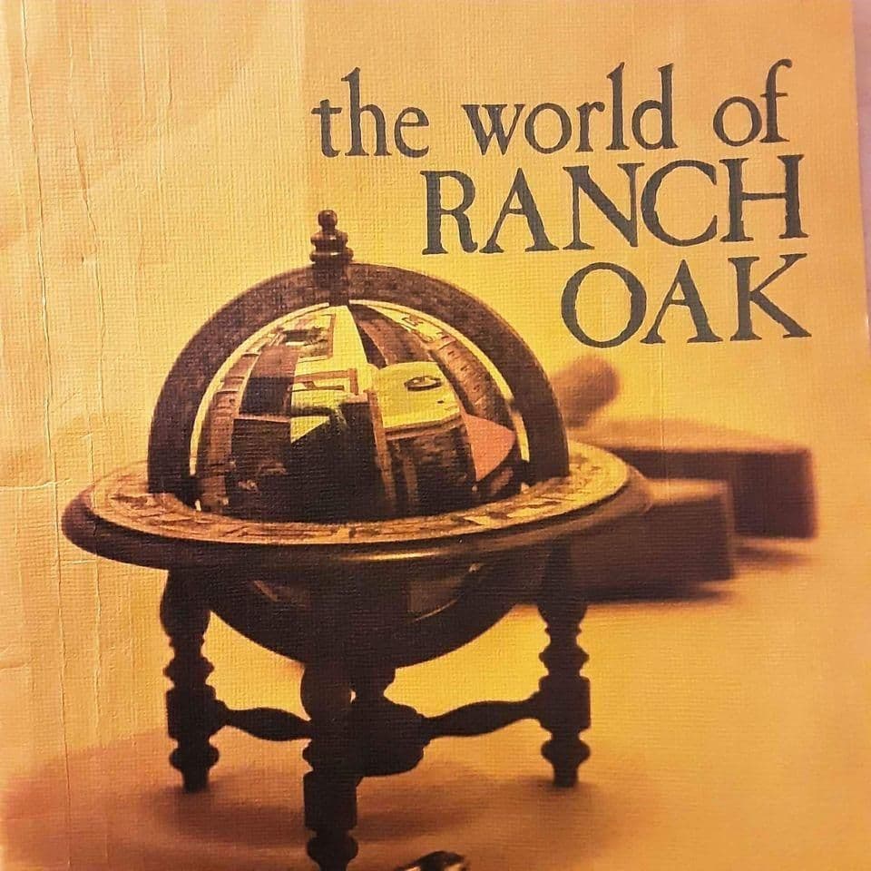 Vintage 1940s A. Brandt Fort Worth Ranch Oak Large Dining Table - Thumbnail 9