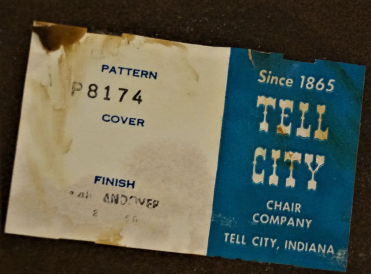 Mid 20th Century Tell City 48" Round Maple Dining Table - Thumbnail 5