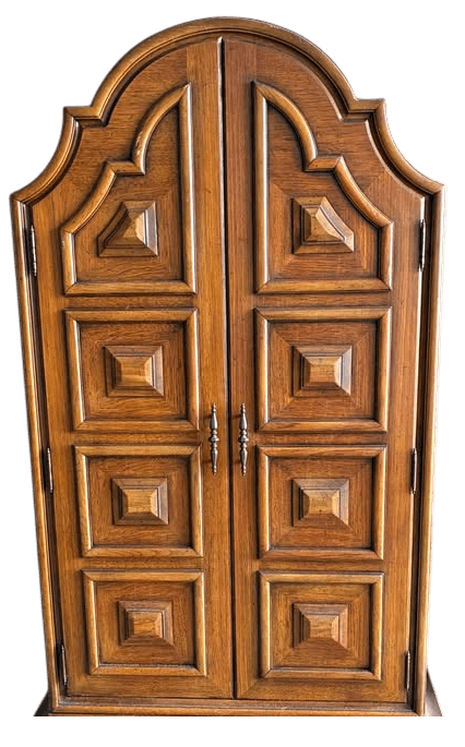 Thomasville Spanish Colonial Hollywood Regency Style Mid Century Oak Armoire - Vintage 1960s - Thumbnail 4