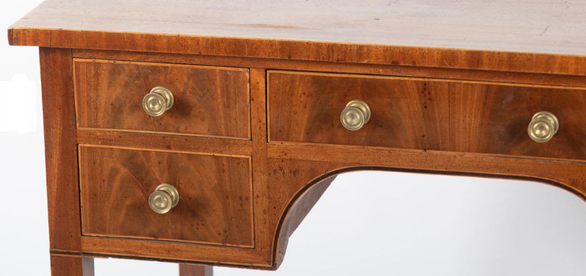 Flame Mahogany Antique Georgian English Ladies Writing Desk - Circa Early 19th Century - Thumbnail 3