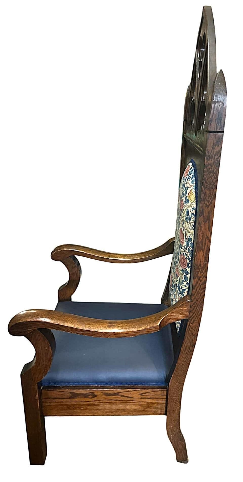 19th Century English Oak Bishop’s Throne Reupholstered With Leather and William Morris ‘Rose’ Linen - Thumbnail 8