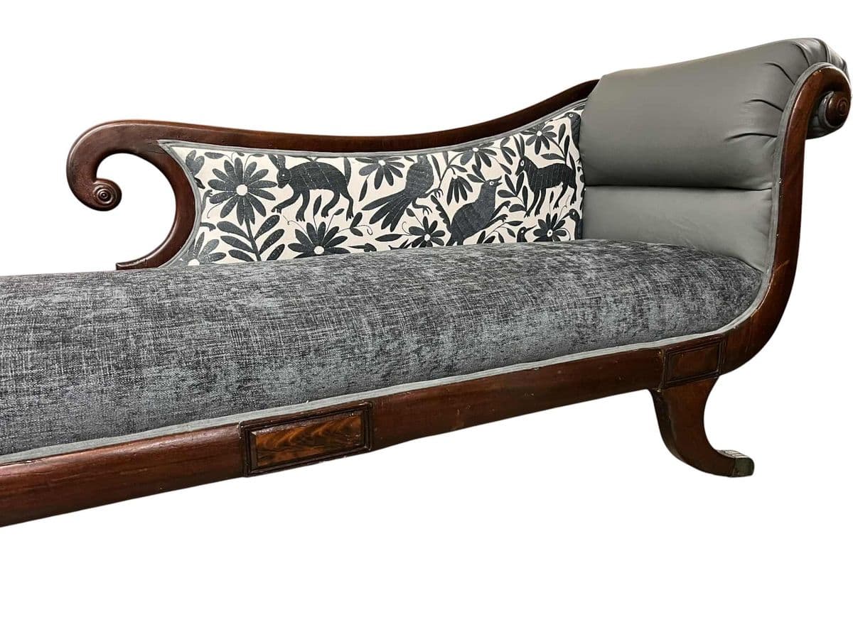 ‘Empress Carlota’ Mahogany Empire Chaise - Circa 1860s - Reupholstered With New Otomi Hand Embroidery and Leather - Thumbnail 6