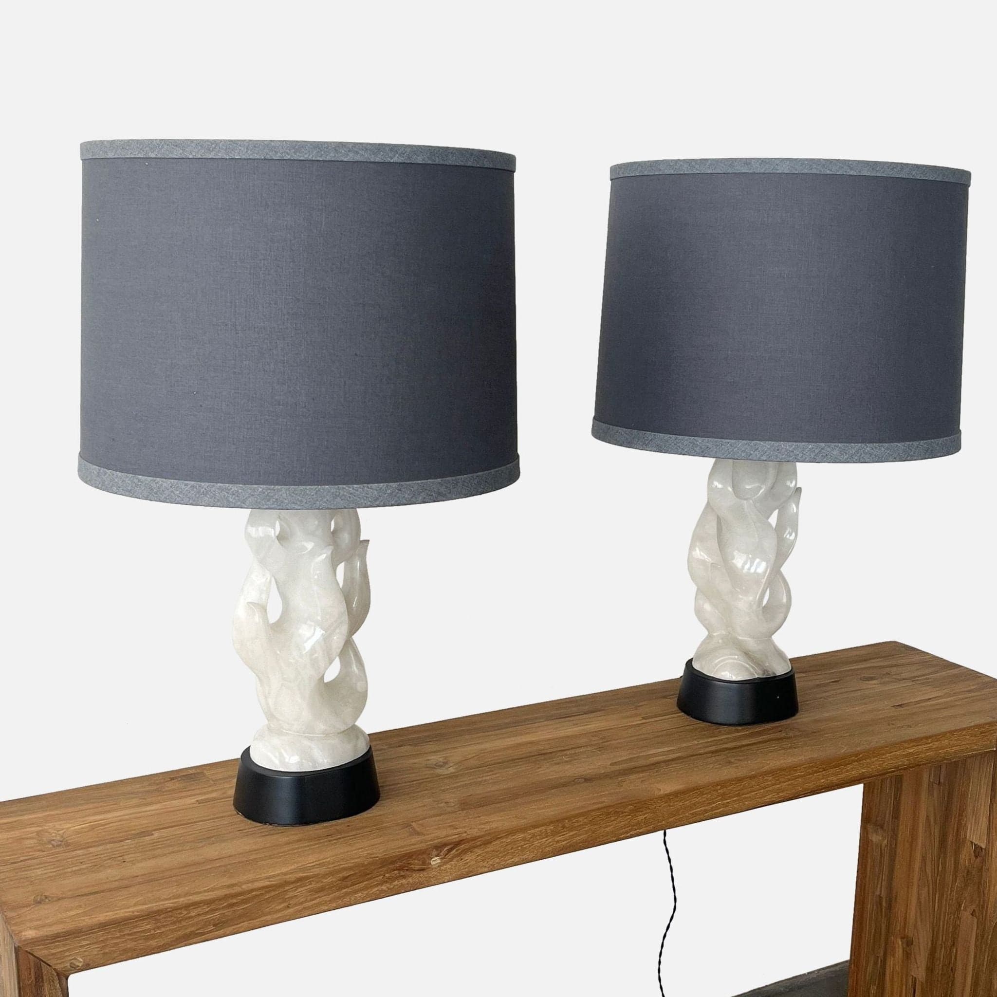 Maurizio Tempestini Mid-Century Alabaster Sculpted Flame Lamps - Pair - Thumbnail 3