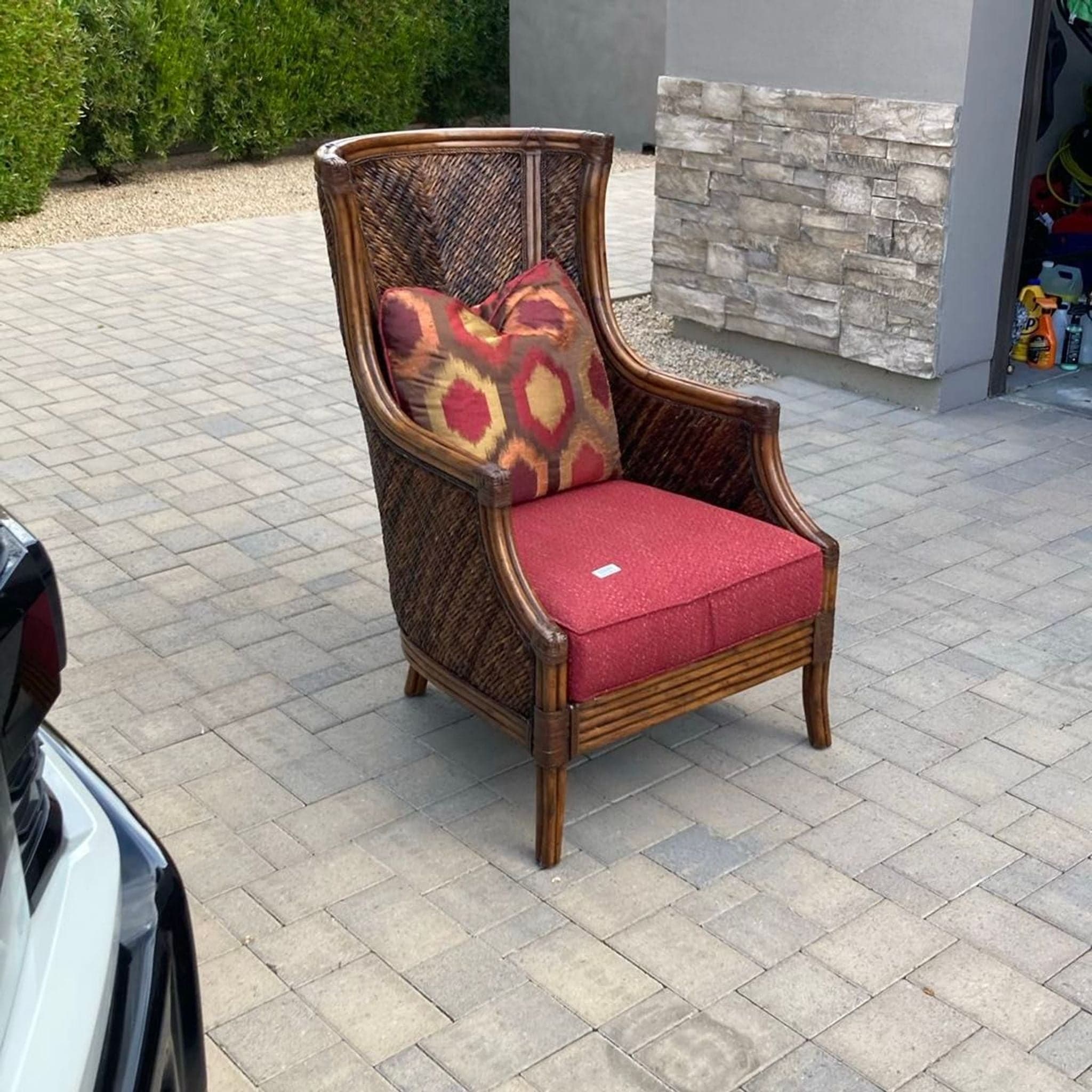 Lexington Furniture Lounge Chair with Red Cushion and Accent Pillow - Thumbnail 2