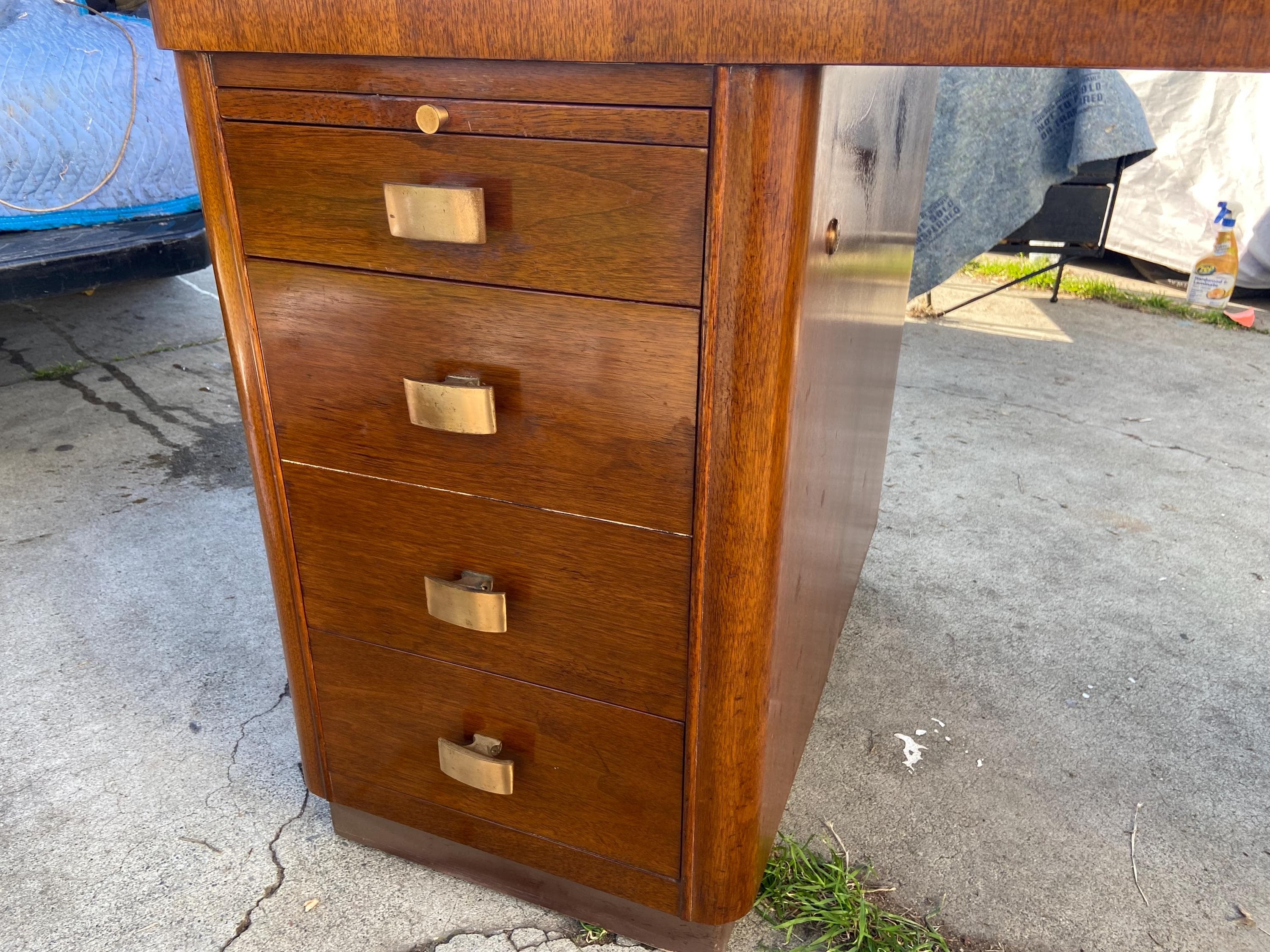 Art Deco Stow & Davis Mid Century Modern Walnut Boomerang Fan Executive Desk - Thumbnail 3