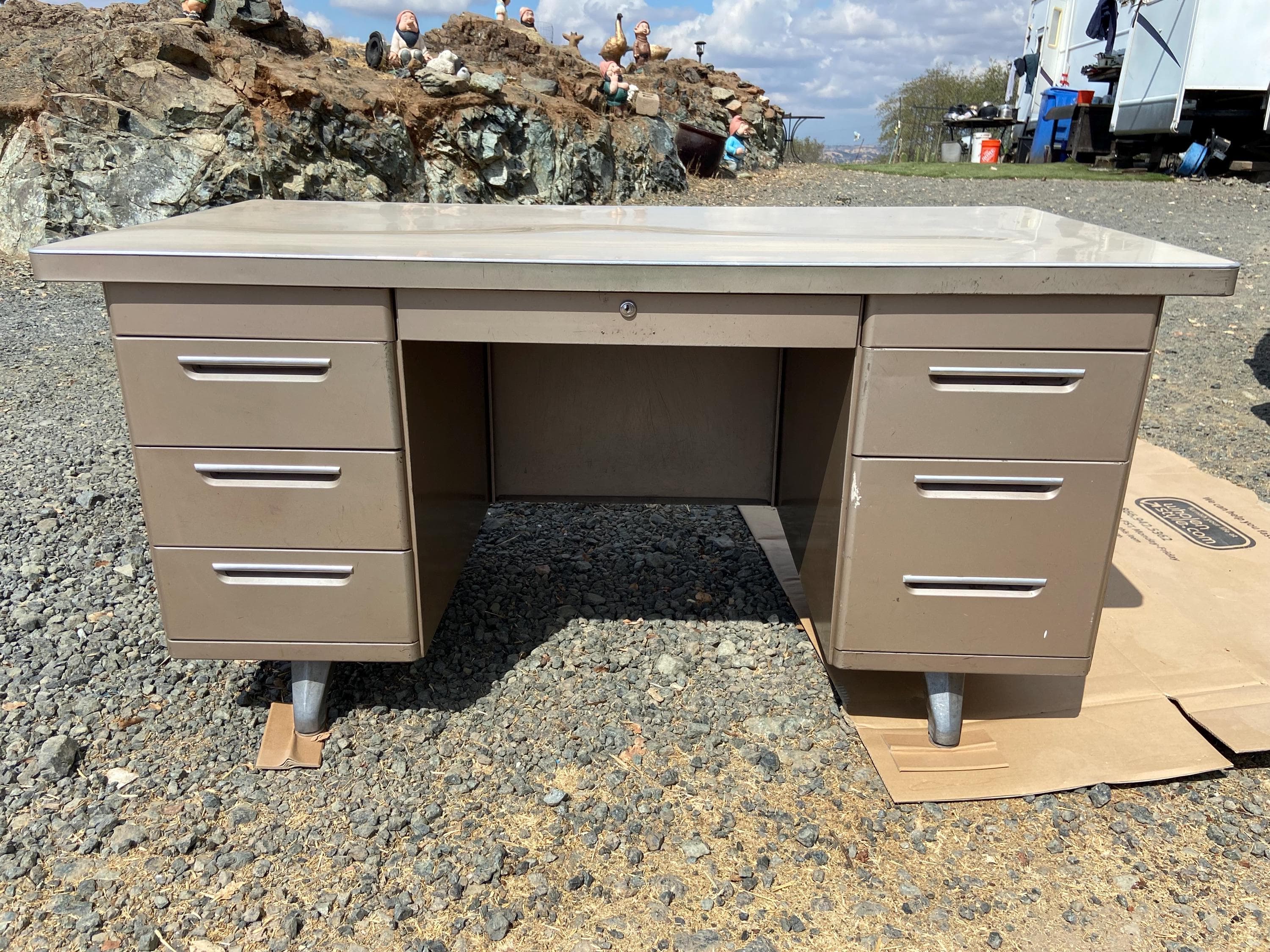 vintage mid century modern art metal tanker desk - Image 1