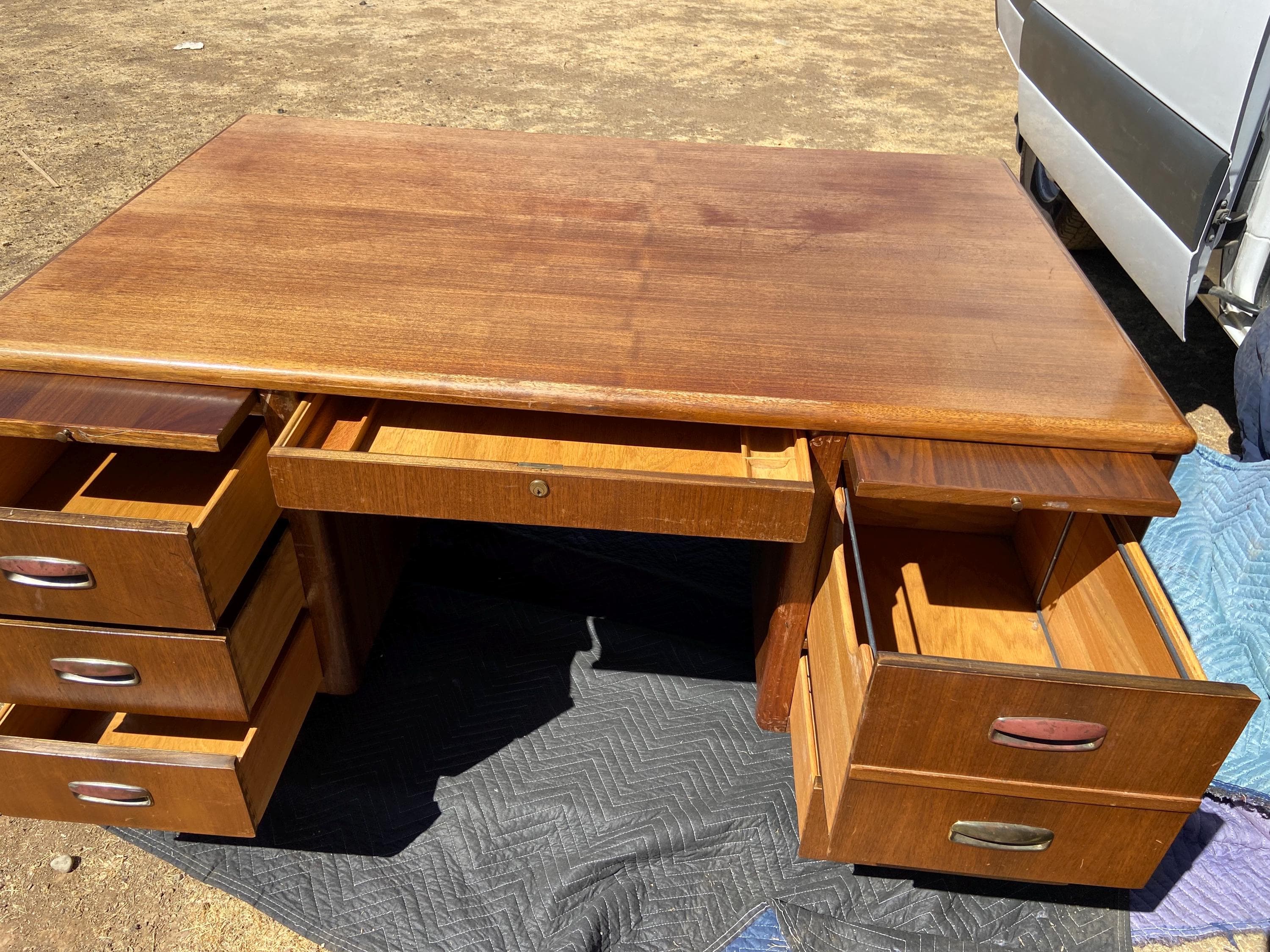 vintage mid century modern tanker desk needs refinishing - Thumbnail 9