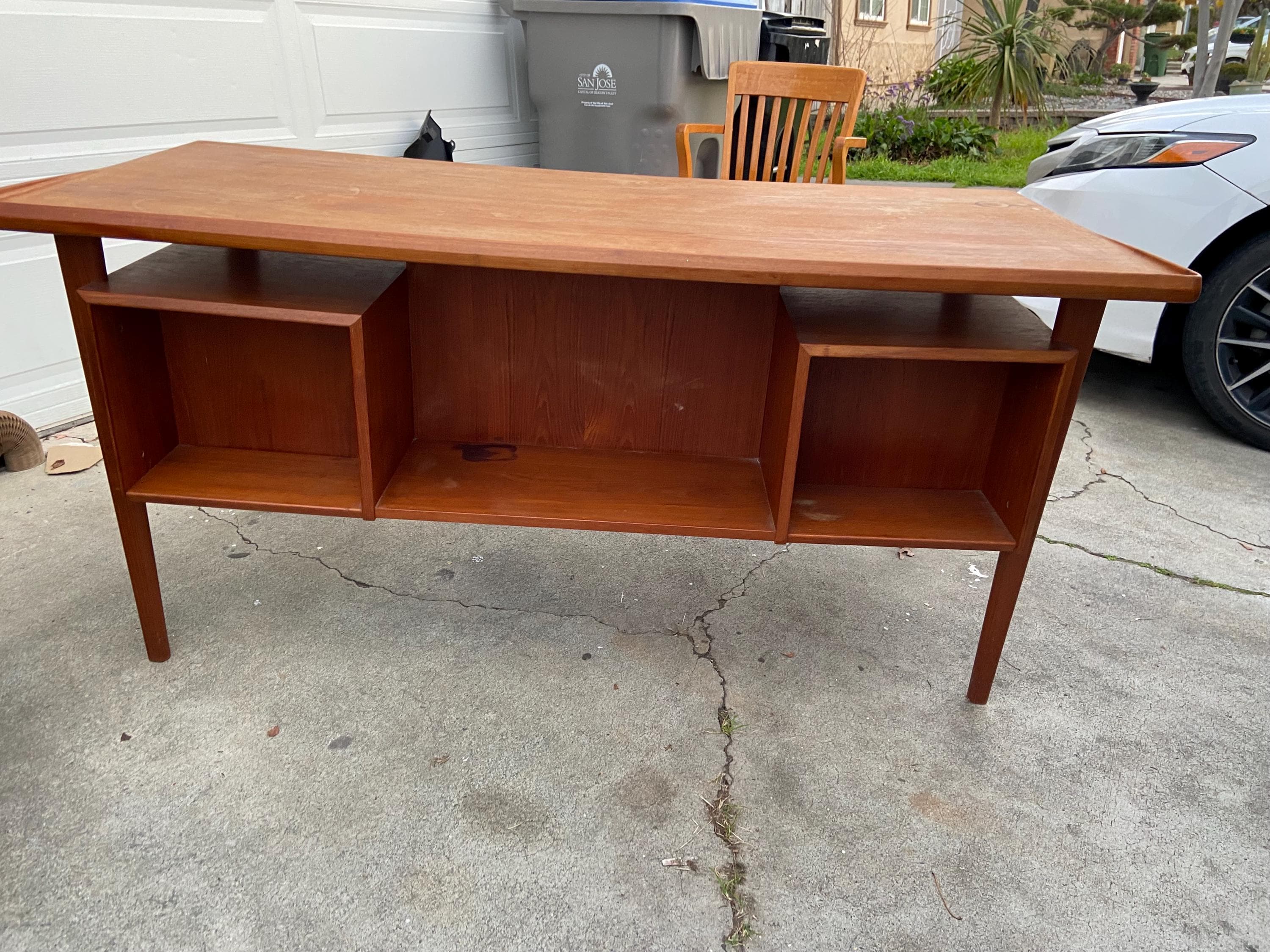 Vintage MCM Danish Teak Floating Desk by Peter Løvig Nielsen Needs Restoration - Thumbnail 9