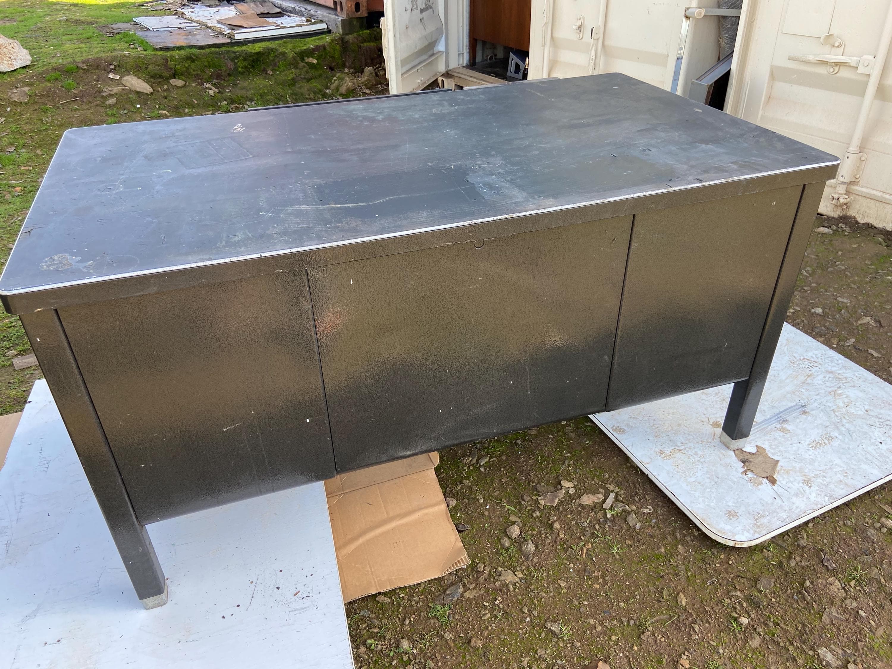 General fireproofing metal tanker desk - Thumbnail 6