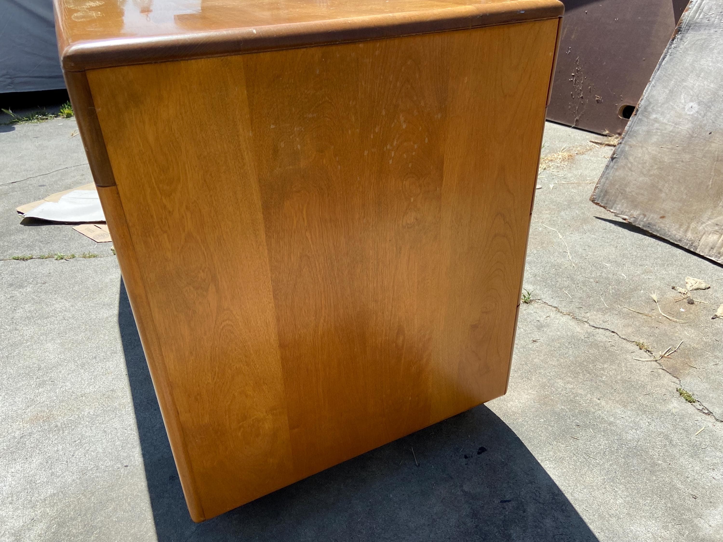 Heywood Wakefield vintage mid century modern maple desk needs restoration - Thumbnail 4