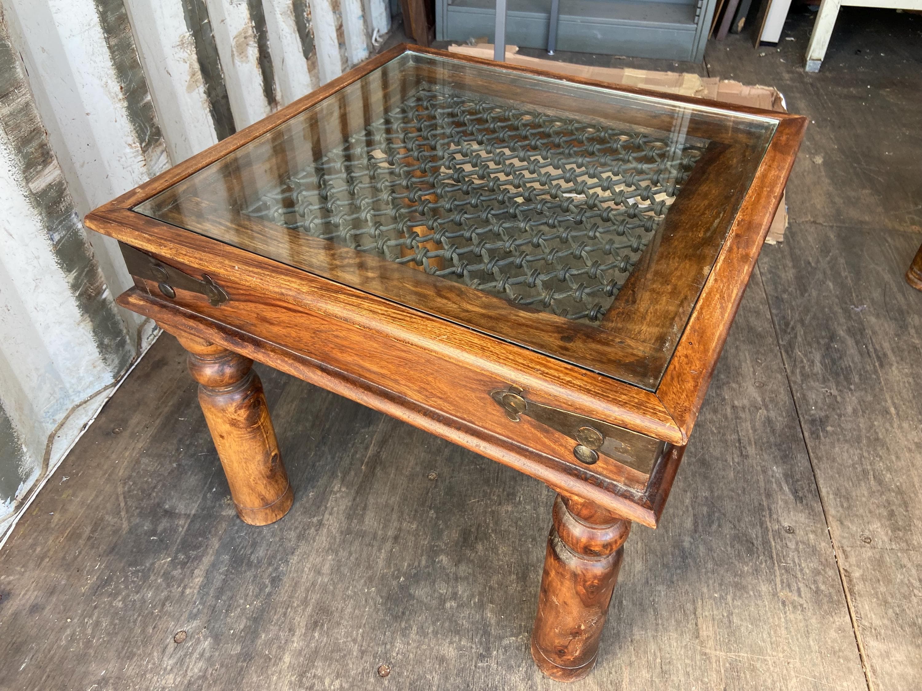 vintage rustic side end table - Thumbnail 6